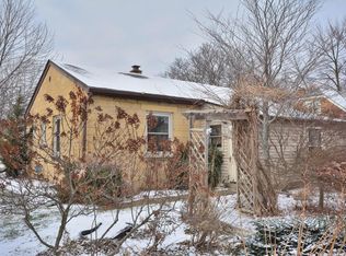 6301 N 91st St, Milwaukee, WI 53225