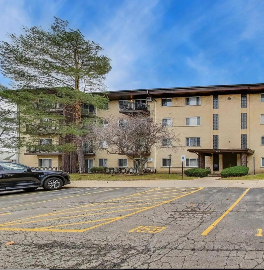 2 bed, 1230 sqft, $2,200 — Photo 1