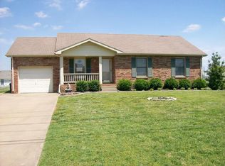 1847 Needmore Rd, Clarksville, TN 37042