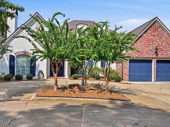 4th image of 297 Roses Bluff Dr