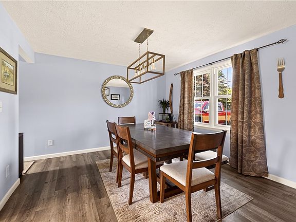 4th image of 756 Gillett Rd