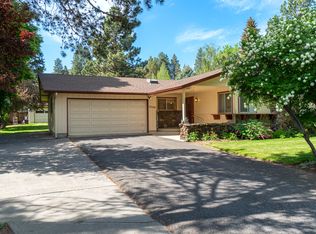1669 NE Crestridge Dr, Bend, OR 97701