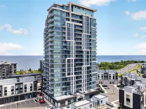385 Winston Rd Unit 501, Grimsby, ON L3M 0J3