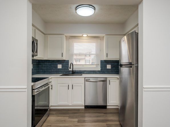 lexington-kentucky-77567920 picture