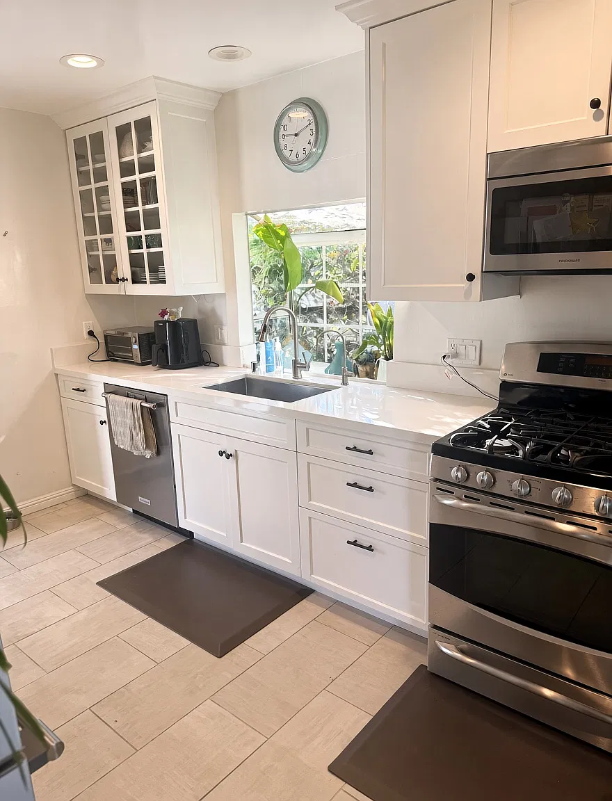 3 bed, 1082 sqft, $6,500 — Photo 4