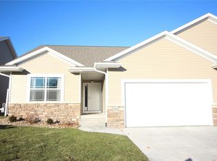 3524 Pioneer Ave SE, Cedar Rapids, IA 52403