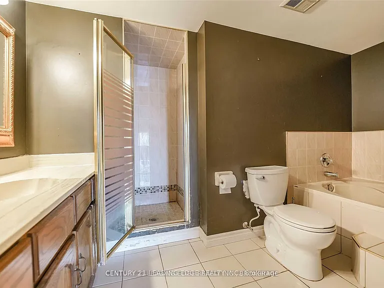 67 Caroline St S #8A — Photo 24