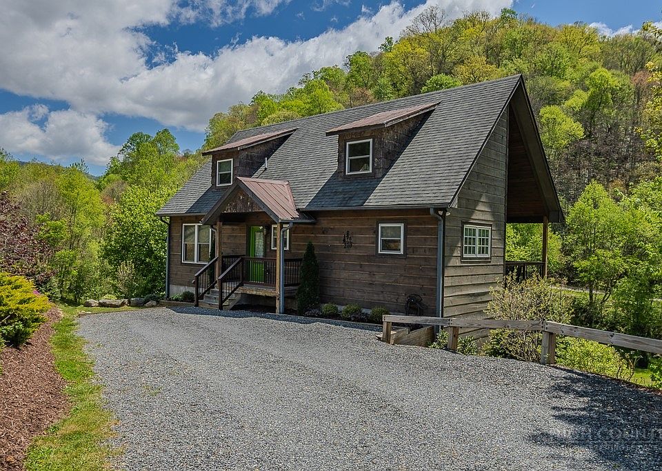 1st image of 210 Grand Creek Road