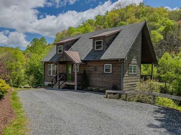 210 Grand Creek Road, Vilas, NC 28692