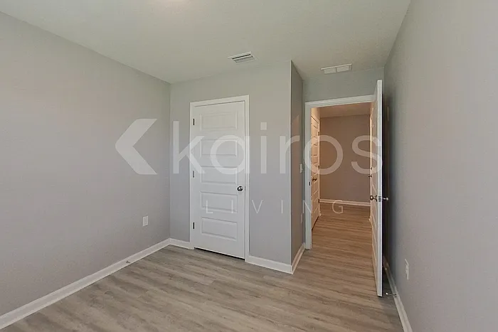 4660 Malay Cir — Photo 19