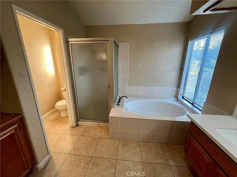 2909 Dorchester Cir — Photo 22