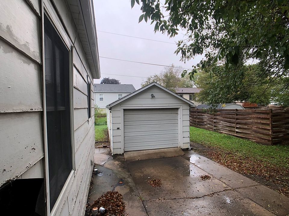 2nd image of 1005 Terrace Dr