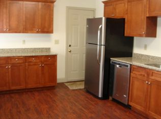 20 Church St, Portland, CT 06480