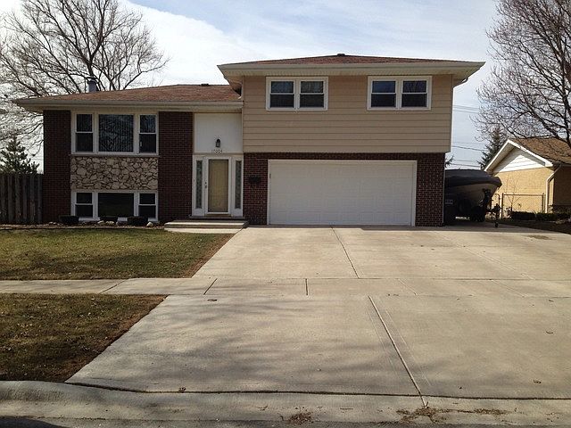 1st image of 17004 Oketo Ave