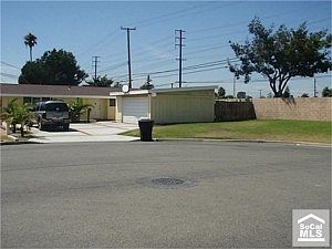2nd image of 11001 Songish St