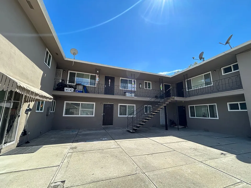 1570 Valley View Rd #7