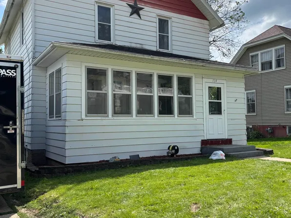 114 W Hill St, Blanchardville, WI 53516