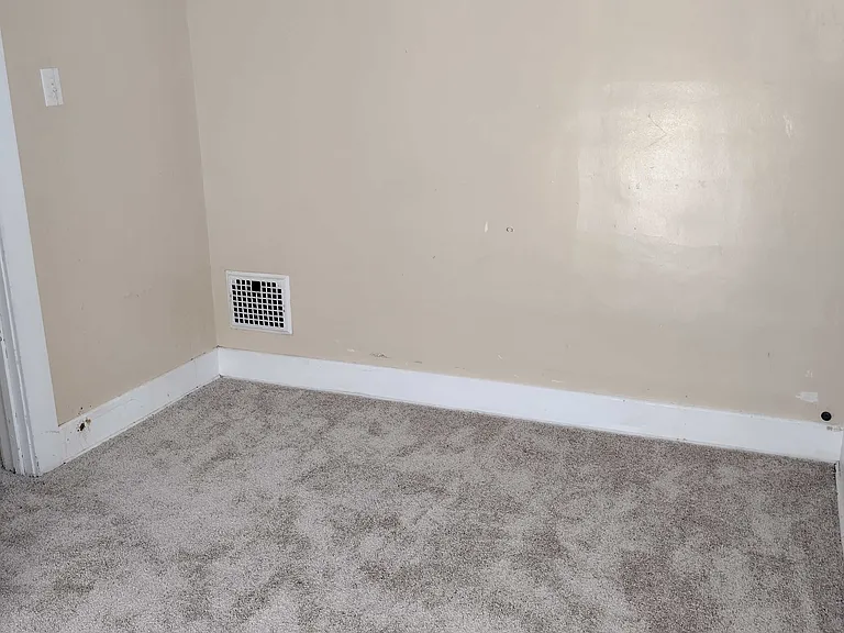 1748 Macomber St — Photo 10