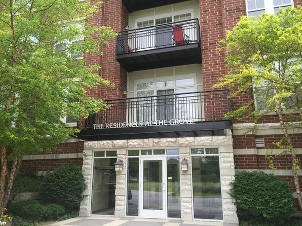 7757 Van Buren St #315, Forest Park, IL 60130