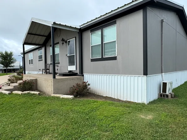 (undisclosed Address), Mart, TX 76664