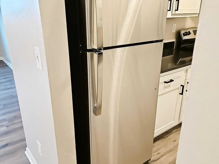 Highview Apartments — Photo 20