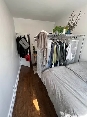 Rented by Delmark Realty LLC | media 23