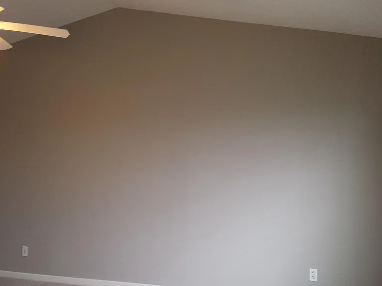2828 Gill St — Photo 11