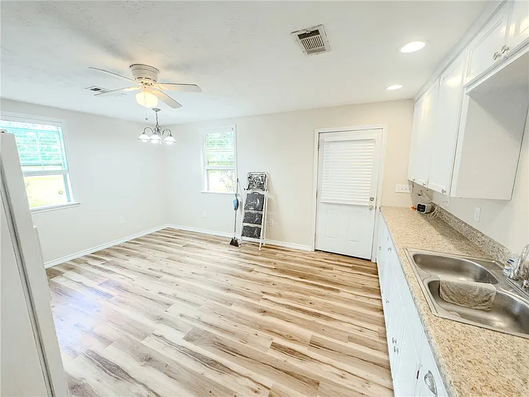 476 County Road 118 — Photo 8