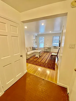 Rented by Douglas Elliman | media 7