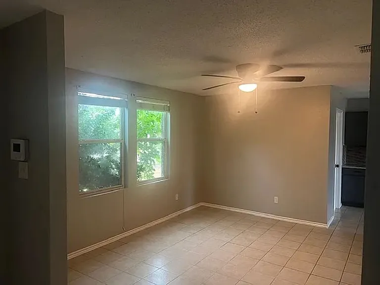 2021 W Grove Ln — Photo 21