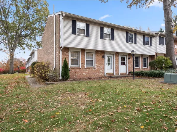 132 S Main St #B10, Munroe Falls, OH 44262