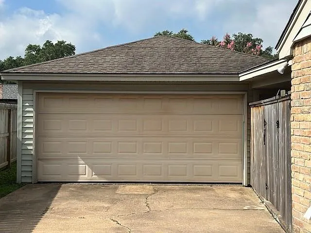 18015 Heaton Dr — Photo 7