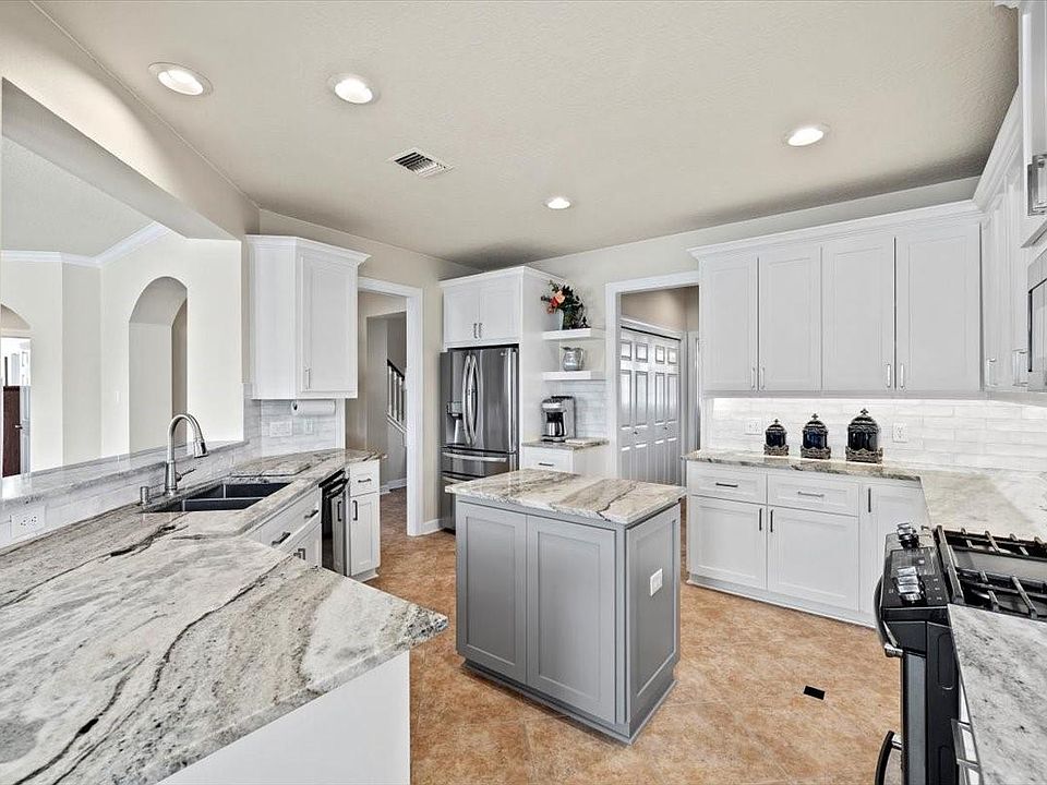 1st image of 9914 Palisade Lakes Dr