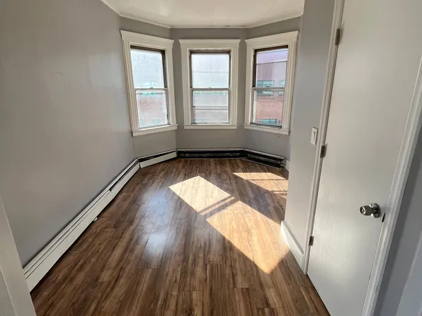 489 Market St Floor 2, Paterson, NJ 07501