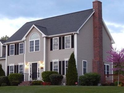 1 Raymond Tatro Ln, North Attleboro, MA, 02760