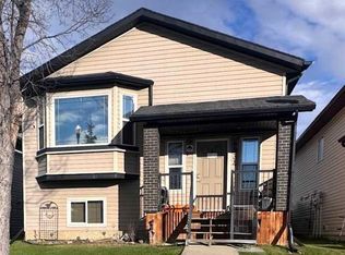 8934 S 69th Ave, Grande Prairie, AB T8X 0C1