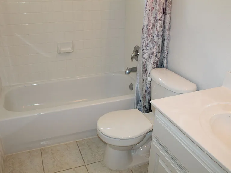 11000 Breezewood Dr — Photo 19