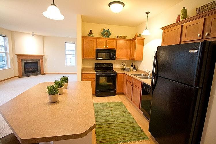 2nd image of 9404 Dregers Way APT 211