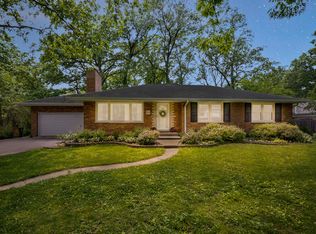 1136 Waveland Rd, Lake Forest, IL 60045