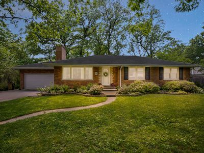 1136 Waveland Rd, Lake Forest, IL, 60045