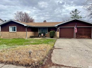 1810 W Latham Ln, Peoria, IL