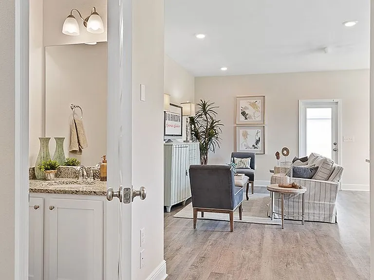 6039 Bemiss Towns Dr — Photo 2