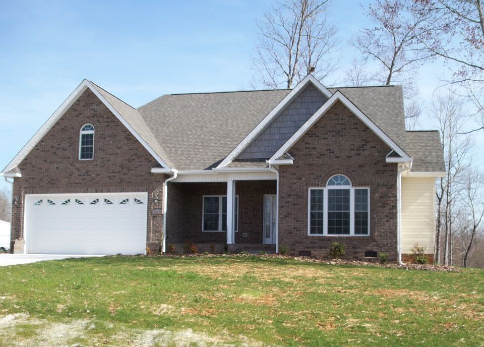 1st image of 122 Stallion Ln