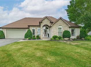4899 Beach Ridge Rd, Lockport, NY 14094