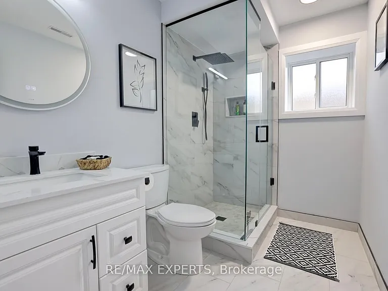 72 Donald Cres — Photo 29