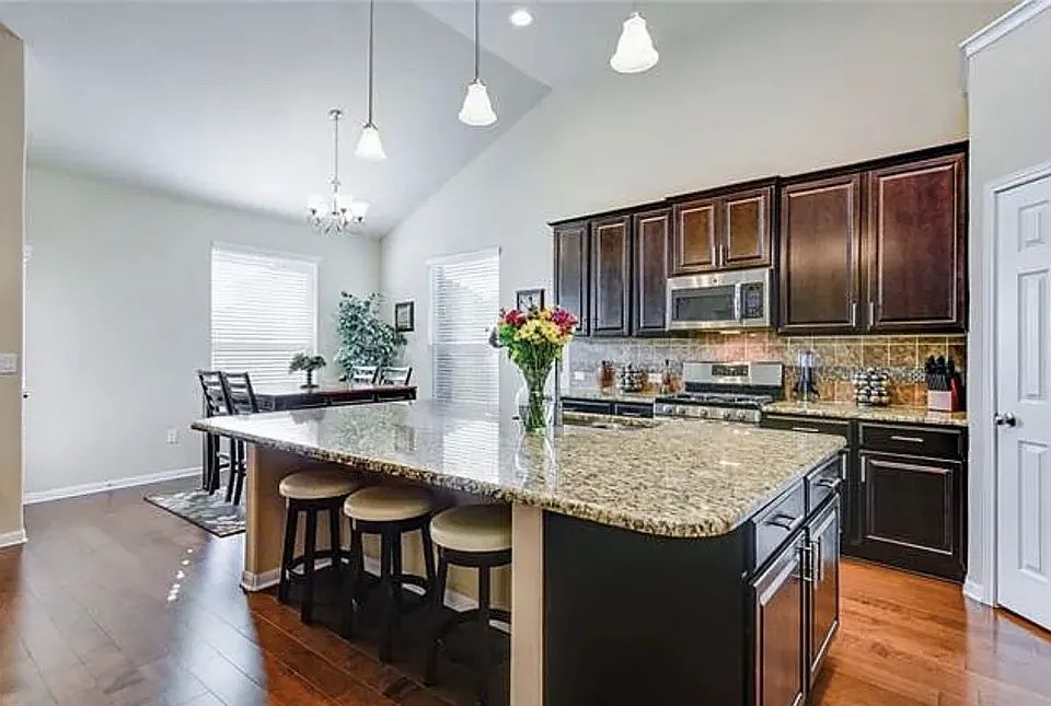 1st image of 1905 Texoma Dr #1