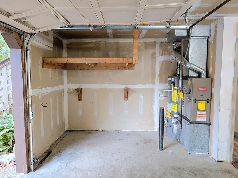 Garage (2)