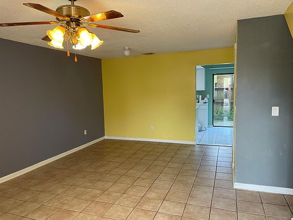 5th image of 7489 Belle River Ct