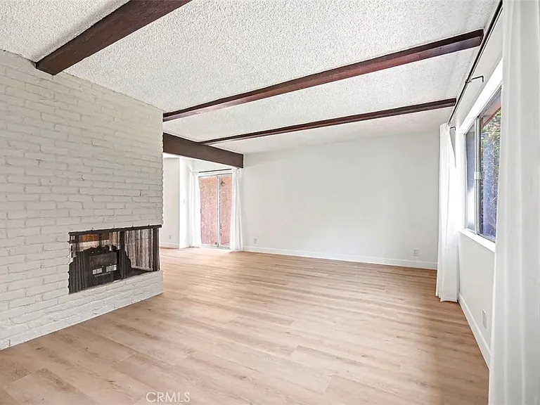 4413 Canoga Dr — Photo 17
