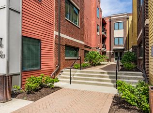 622 E 10th St #211, Indianapolis, IN 46202